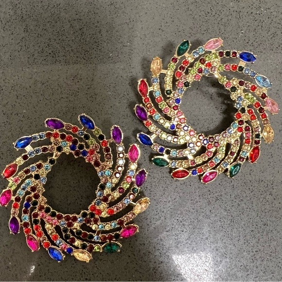 New Starburst Colorful Circular Rhinestone Statement Fashion Jewelry Earrings - Picture 7 of 9